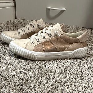 Blowfish Tan and Cream Sneakers